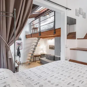 https://florence-star-apartment.it-tuscanyhotel.com